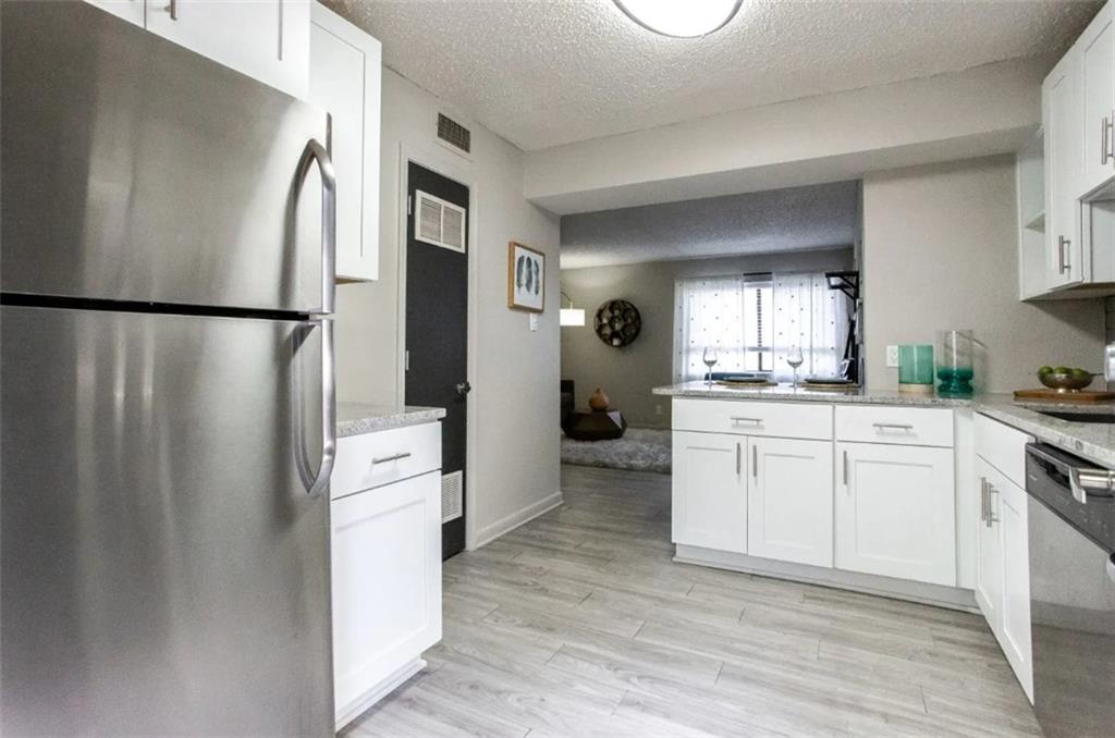 2035 Memorial Drive Southeast, Unit 106 Atlanta, GA 30317 - Photo 4 of 30