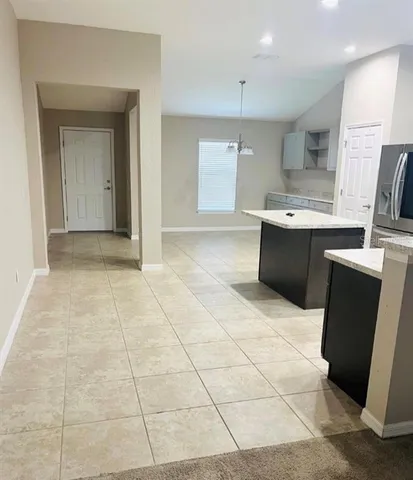 $2,350 | 4002 Southwest 158th St Road, Ocala, FL 34473