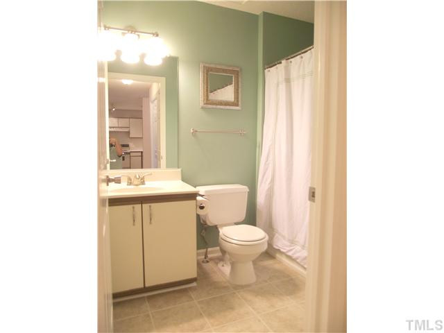 920 Springfork Drive Cary, NC 27513 - Photo 17 of 21 Bathroom