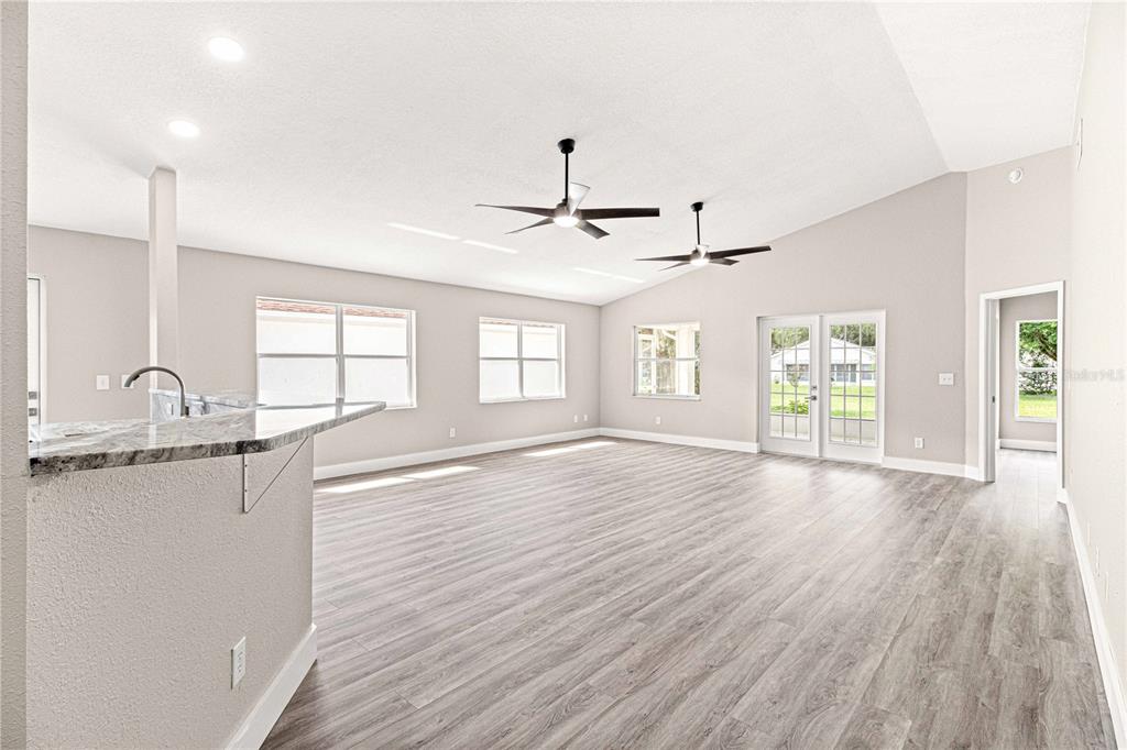 9270 Southwest 92nd Place Road Ocala, FL 34481 - Photo 5 of 32