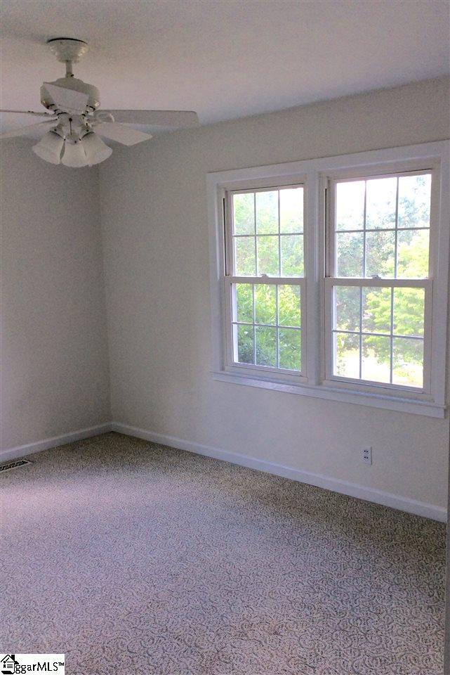 155 North Forest Circle Marietta, SC 29661 - Photo 19 of 28