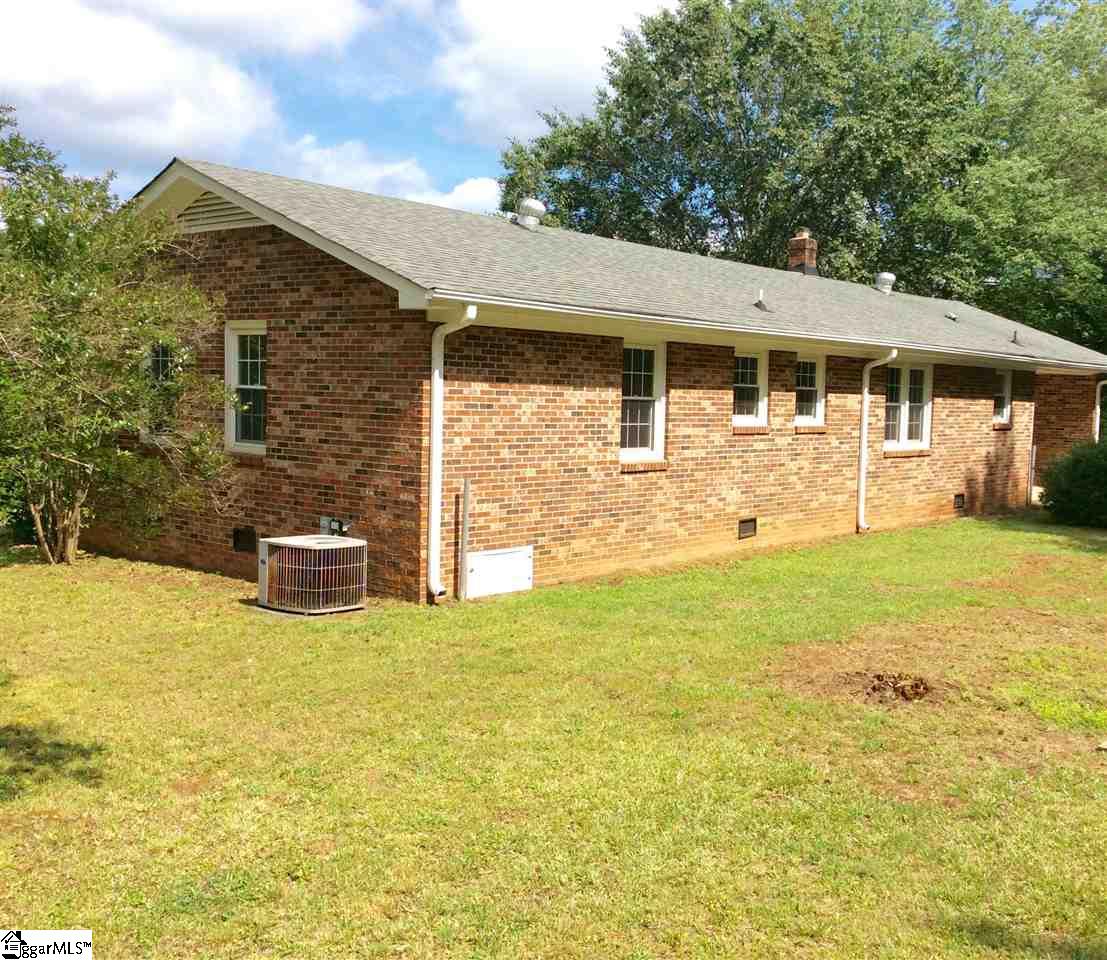155 North Forest Circle Marietta, SC 29661 - Photo 22 of 28