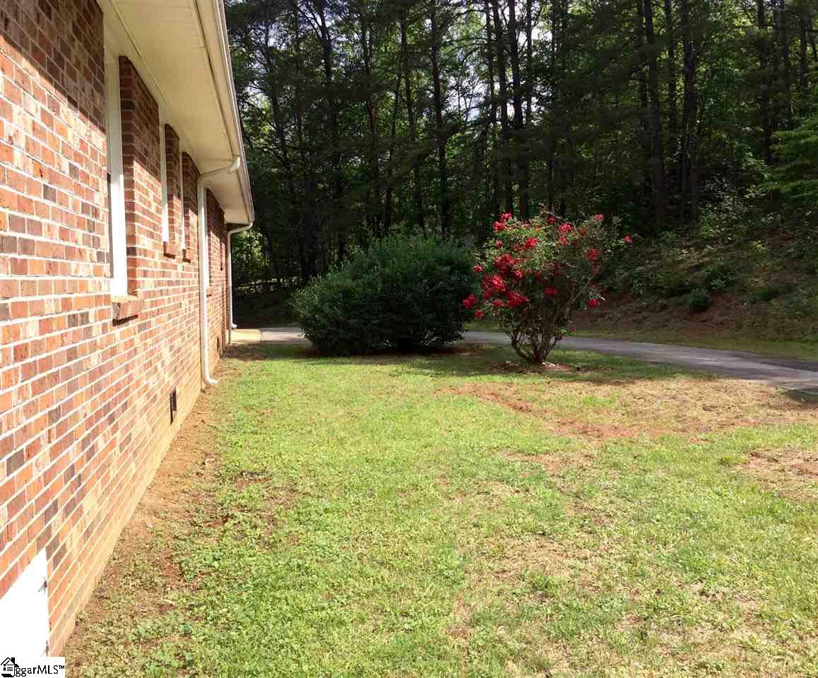 155 North Forest Circle Marietta, SC 29661 - Photo 24 of 28