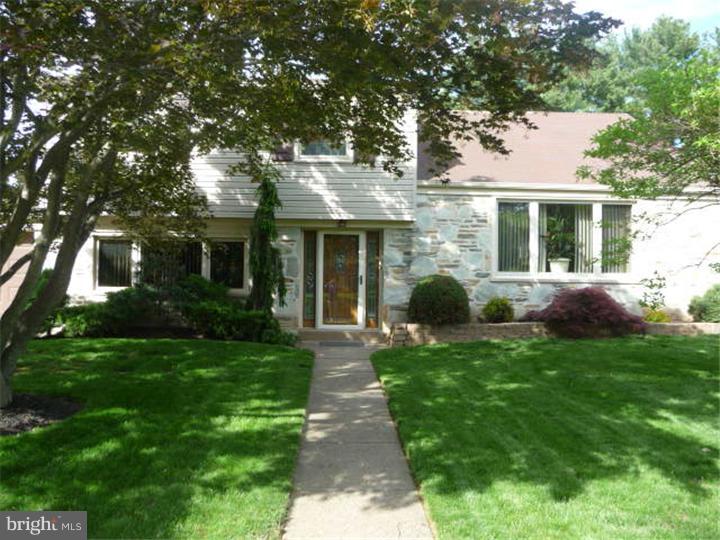 443 Keats Road Huntingdon Valley, PA 19006 - Photo 2 of 25 Exterior Front