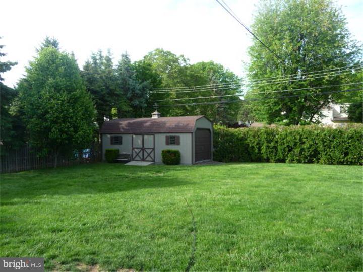 443 Keats Road Huntingdon Valley, PA 19006 - Photo 23 of 25 Exterior Back