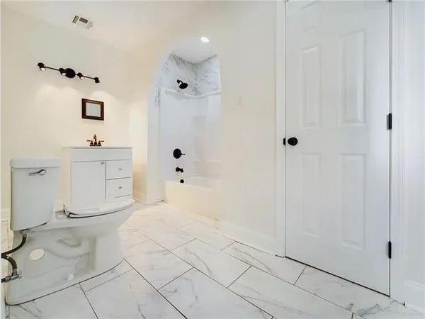 $1,900 | 4114 North Robertson Street, New Orleans, LA 70117