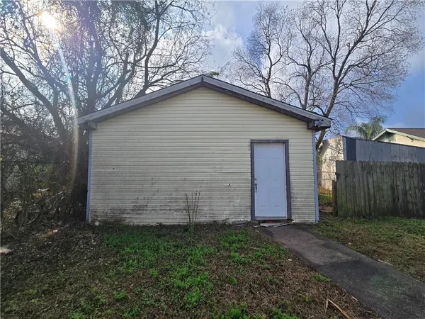 $1,900 | 4114 North Robertson Street, New Orleans, LA 70117