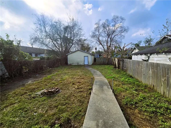 $1,900 | 4114 North Robertson Street, New Orleans, LA 70117