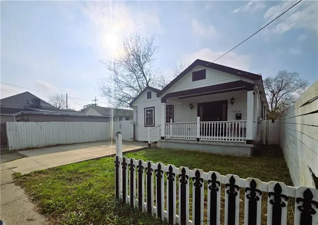 $1,990 | 4114 North Robertson Street, New Orleans, LA 70117
