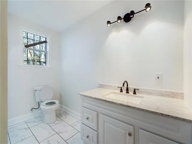 $1,990 | 4114 North Robertson Street, New Orleans, LA 70117