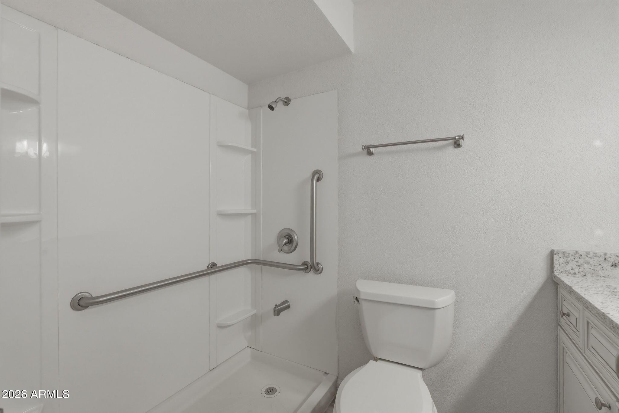 8055 East Thomas Road, Unit B107 Scottsdale, AZ 85251 - Photo 17 of 30 Photo #17