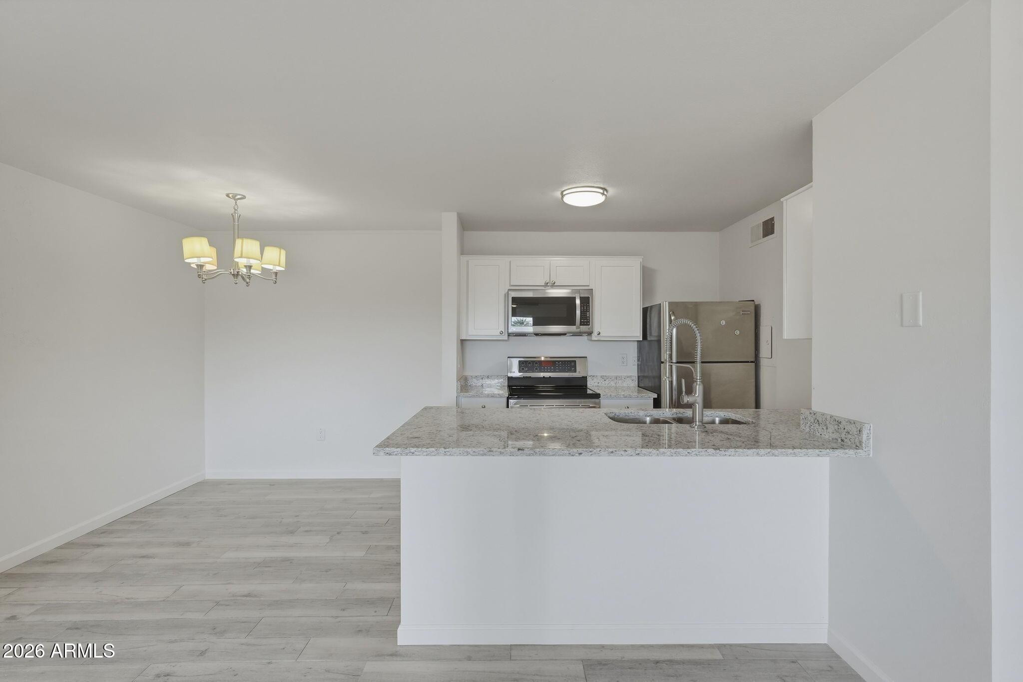 8055 East Thomas Road, Unit B107 Scottsdale, AZ 85251 - Photo 2 of 30 Photo #2