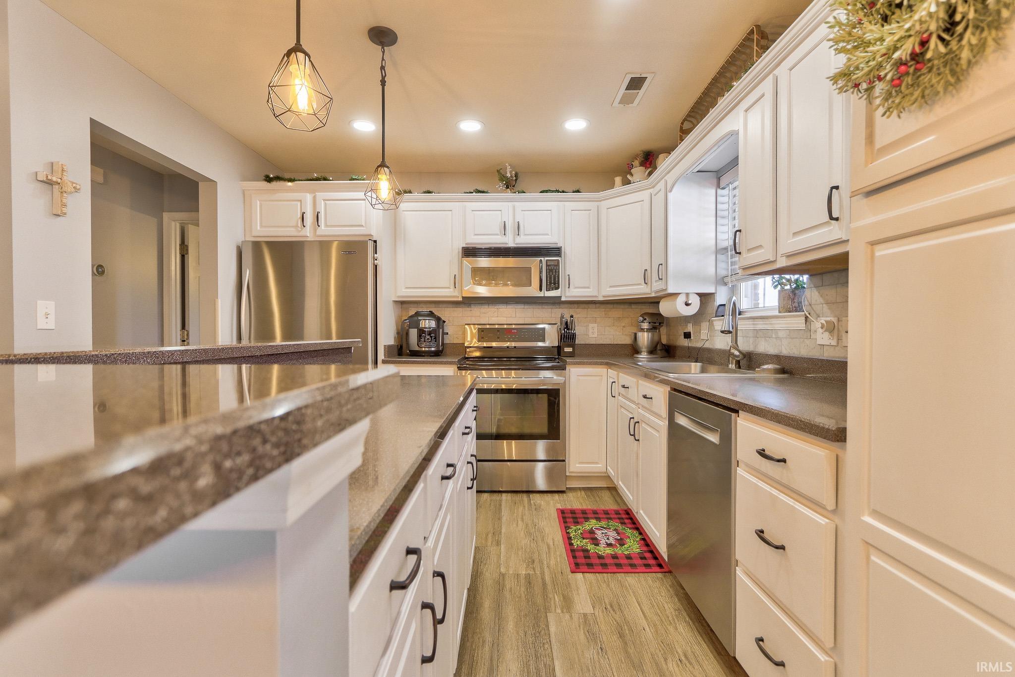 4189 Timberpoint Court Jasper, IN 47546 - Photo 13 of 35 Gallery Image 13