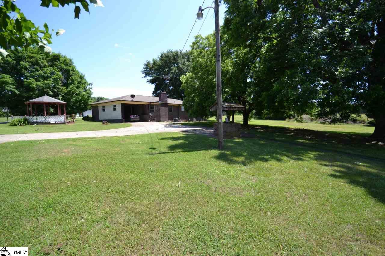 8336 Reidville Road Greer, SC 29651 - Photo 14 of 18 Gallery Image 14