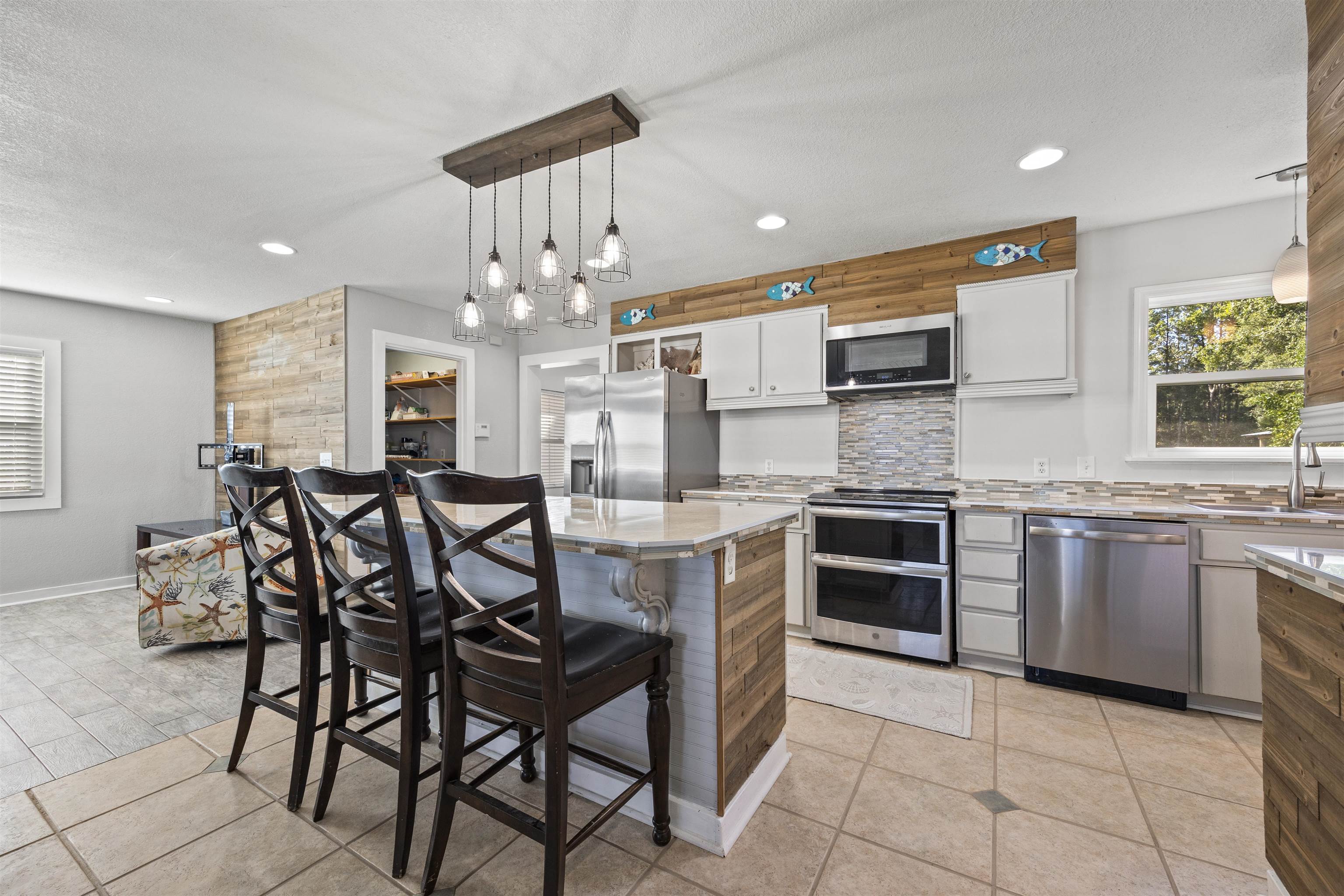 983 St Thomas Church Road Madison, FL 32340 - Photo 5 of 57