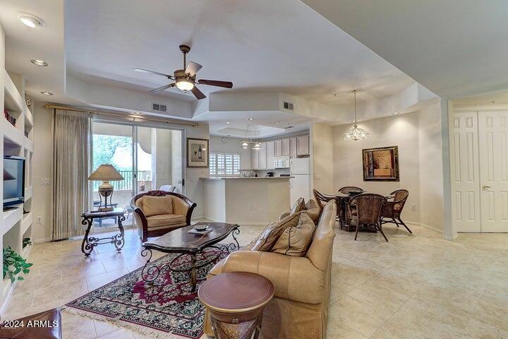 8245 East Bell Road, Unit 128 Scottsdale, AZ 85260 - Photo 7 of 26 Great Room