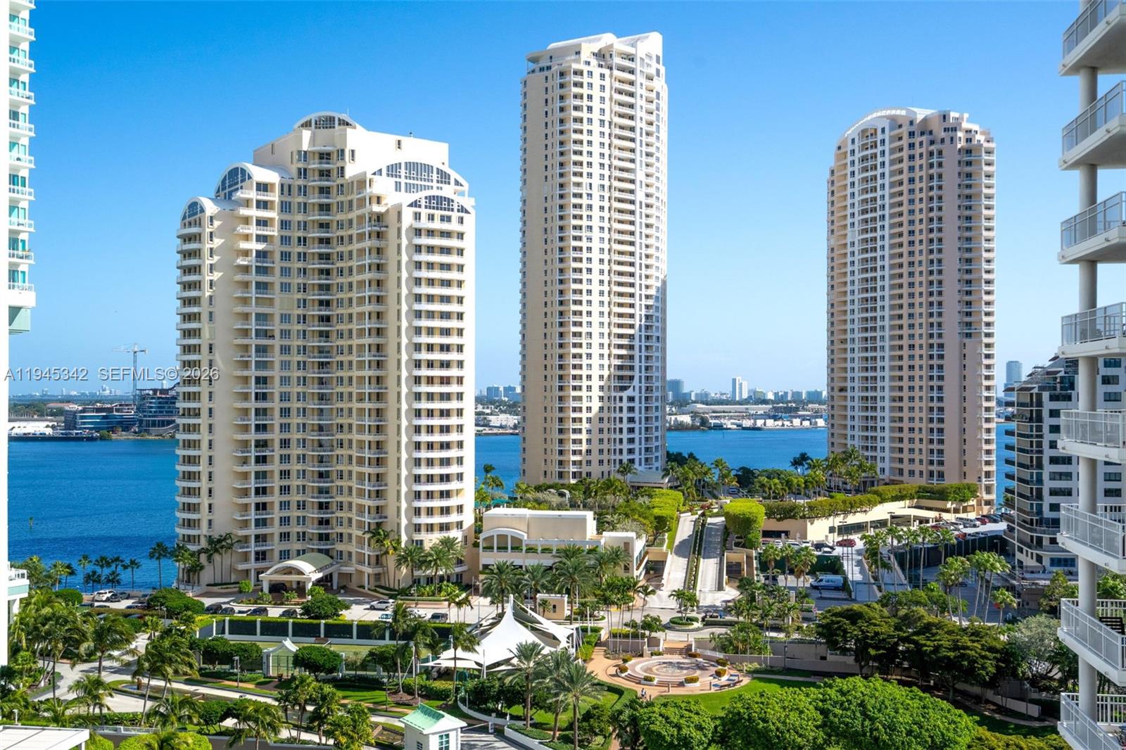 701 Brickell Key Boulevard, Unit 1606 Miami, FL 33131 - Photo 24 of 29
