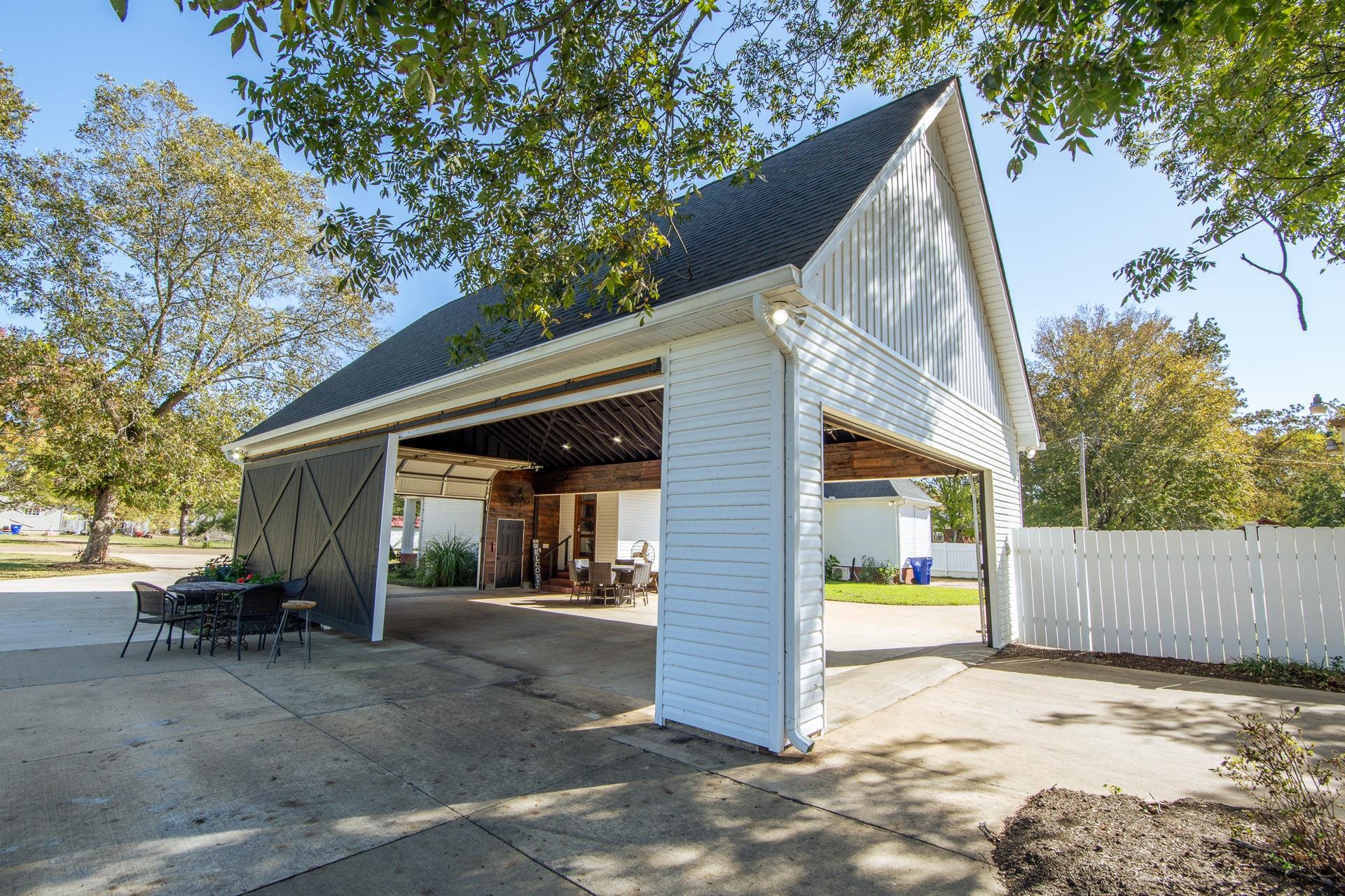 635 Patterson Road Savannah, TN 38372 - Photo 25 of 33 a view of a house with a patio
