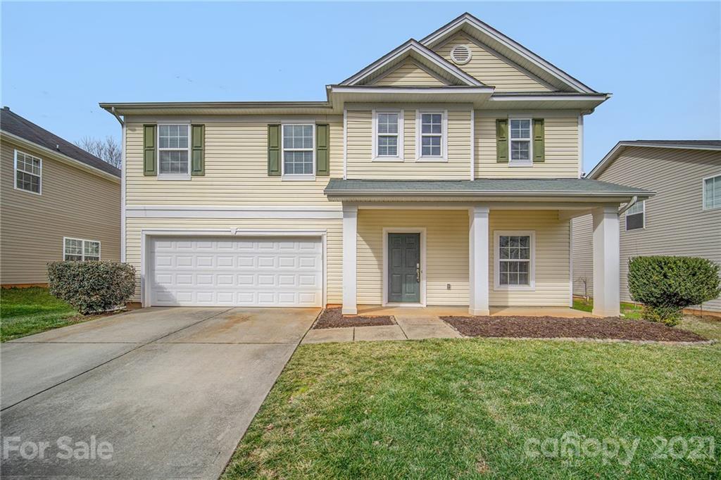 382 Primrose Walk Fort Mill, SC 29715 - Photo 1 of 20 front view of a house with a yard