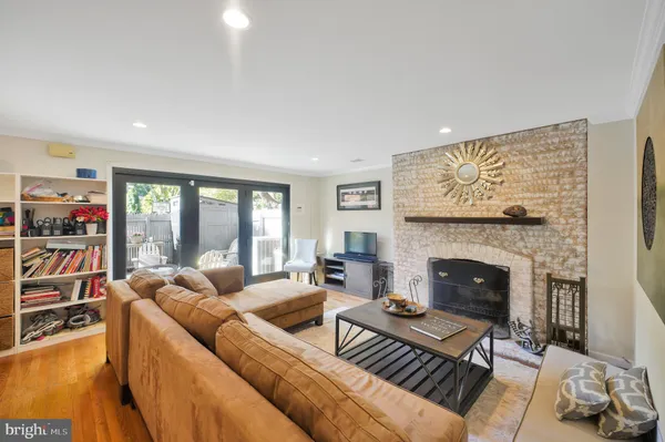 $8,500 | 4732 Massachusetts Avenue Northwest, Washington, DC 20016
