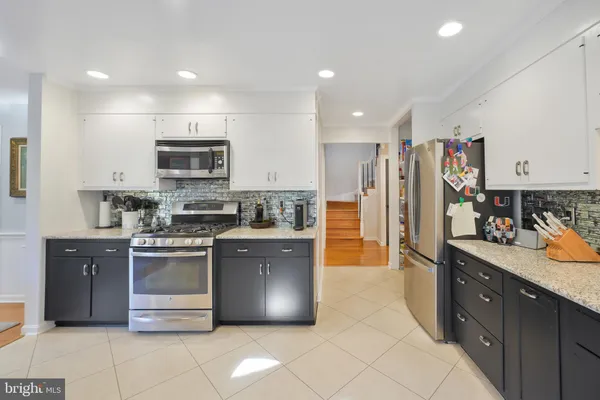 $8,500 | 4732 Massachusetts Avenue Northwest, Washington, DC 20016