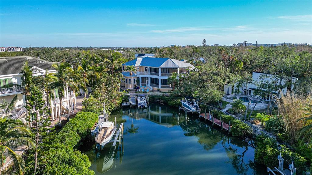5309 Hidden Harbor Road Sarasota, FL 34242 - Photo 7 of 100