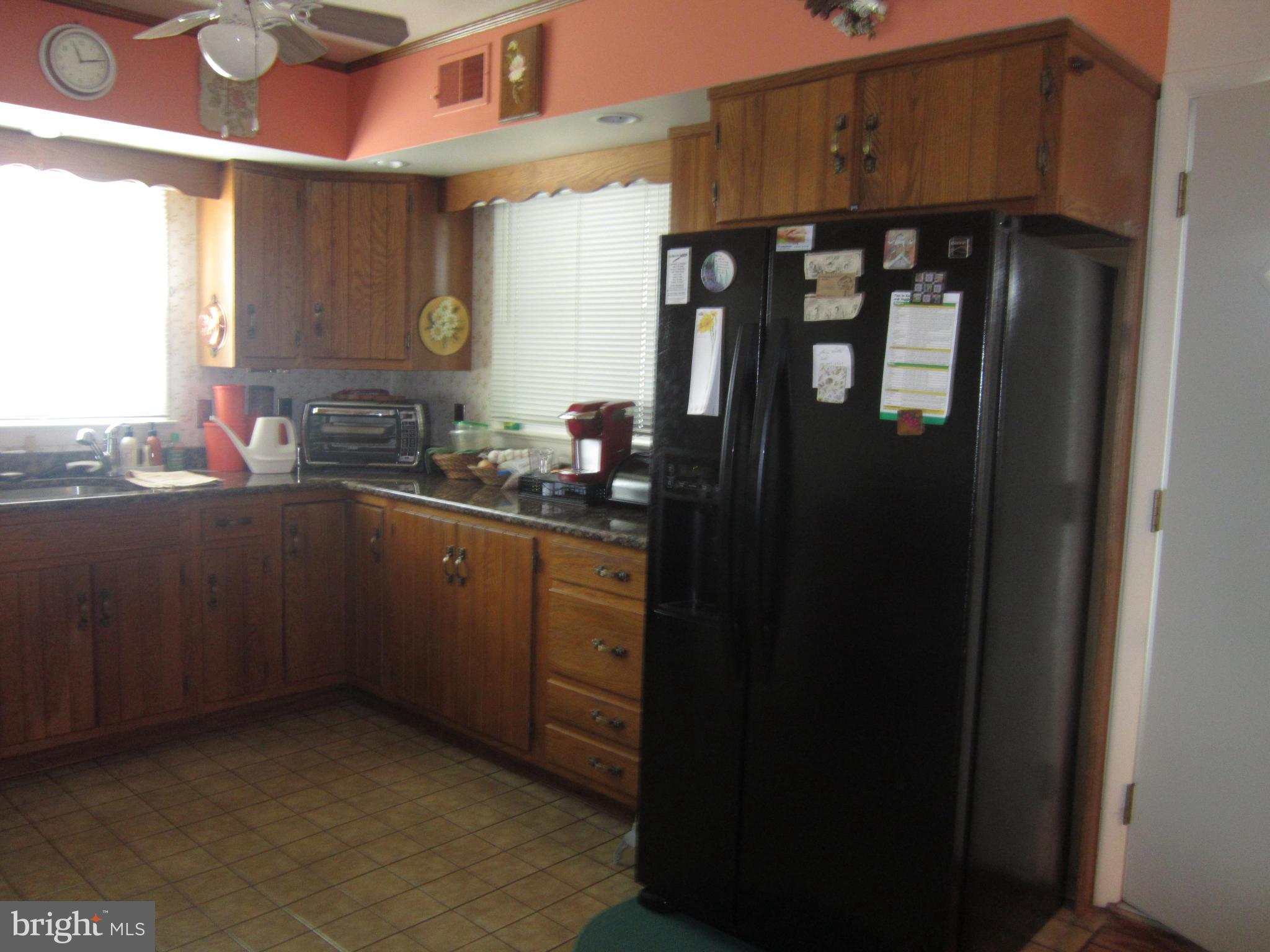3801 Hunting Ridge Road Winchester, VA 22603 - Photo 5 of 20 Kitchen