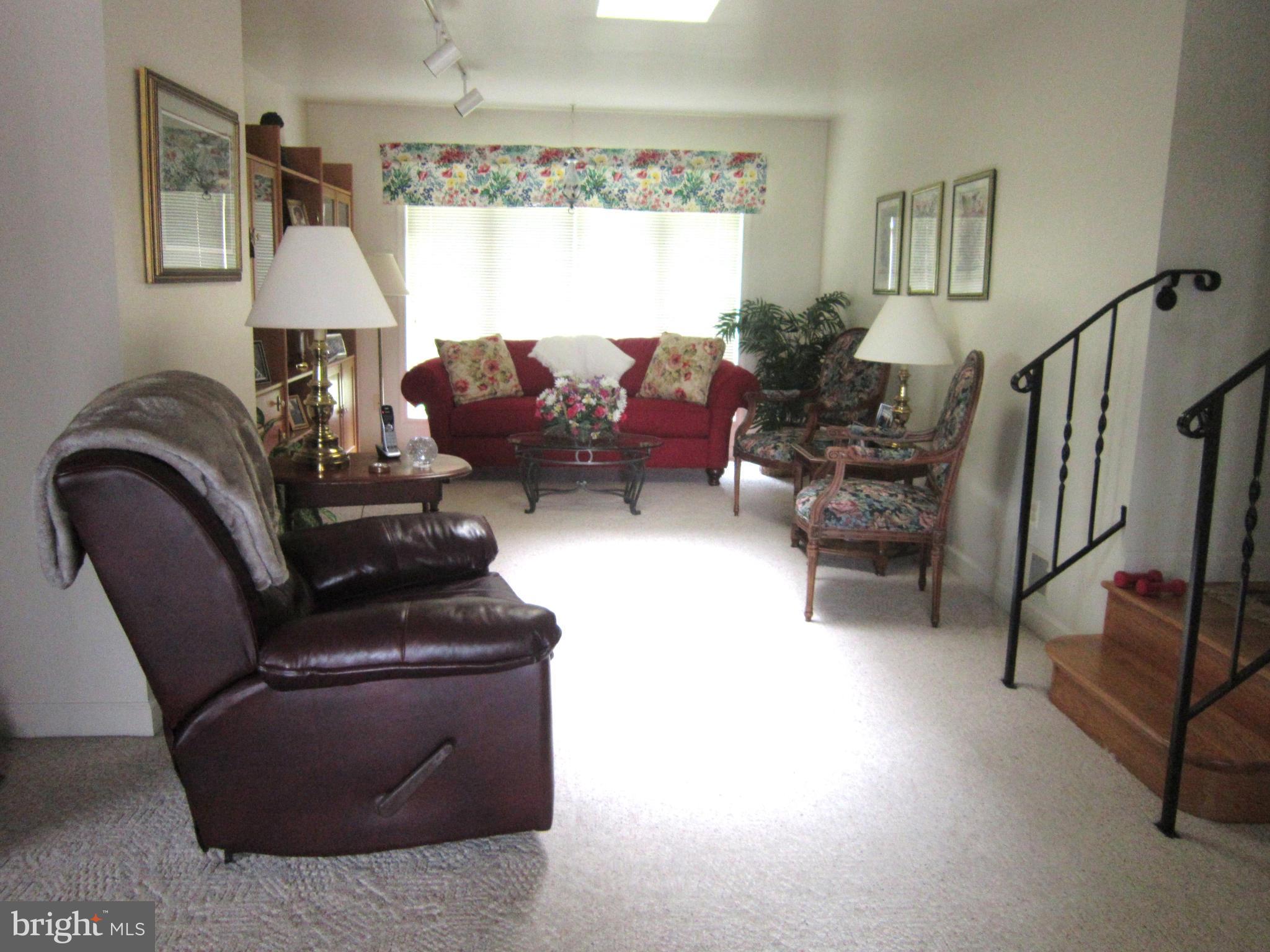 3801 Hunting Ridge Road Winchester, VA 22603 - Photo 9 of 20 Living Room