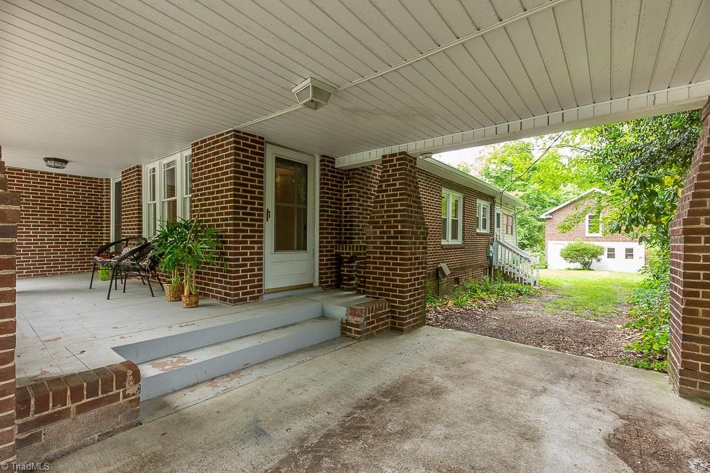 602 Old Winston Road High Point, NC 27265 - Photo 3 of 24