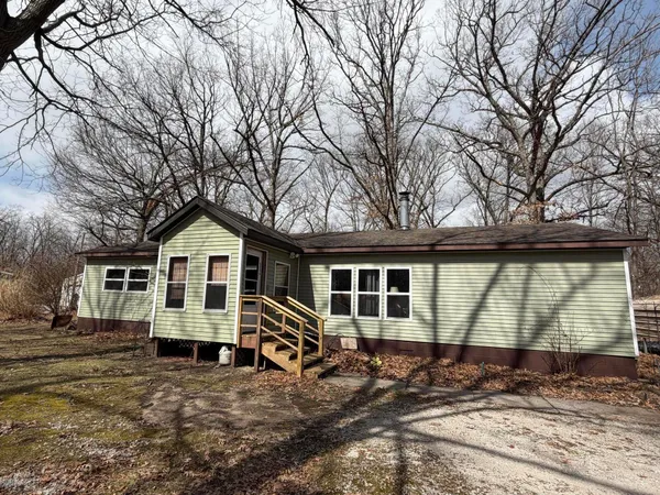 $165,000 | 4256 Jonathan Drive, Wheatfield, IN 46392