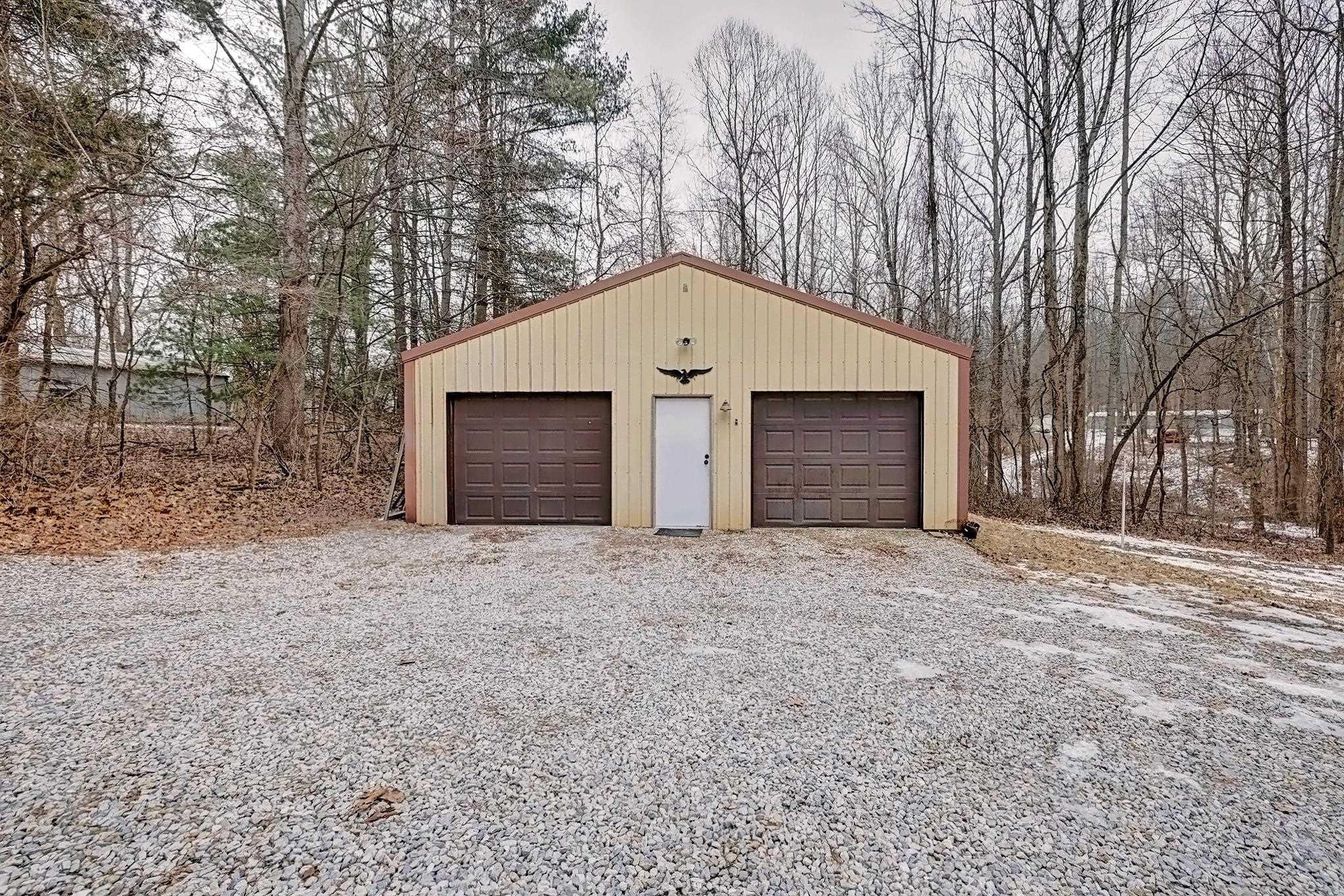 3139 South Garrison Chapel Road Bloomington, IN 47403 - Photo 3 of 36 Gallery Image 3