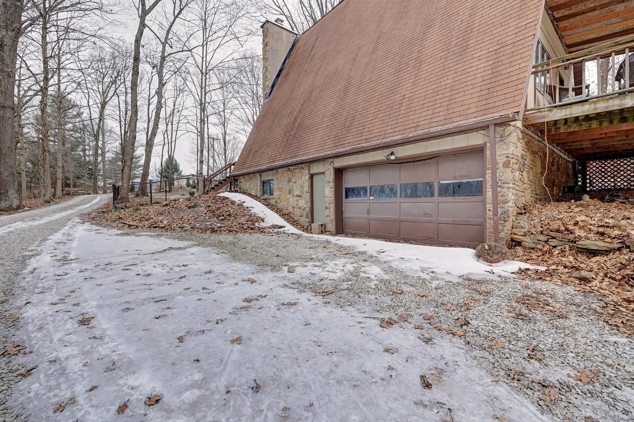 3139 South Garrison Chapel Road Bloomington, IN 47403 - Photo 7 of 36 Gallery Image 7