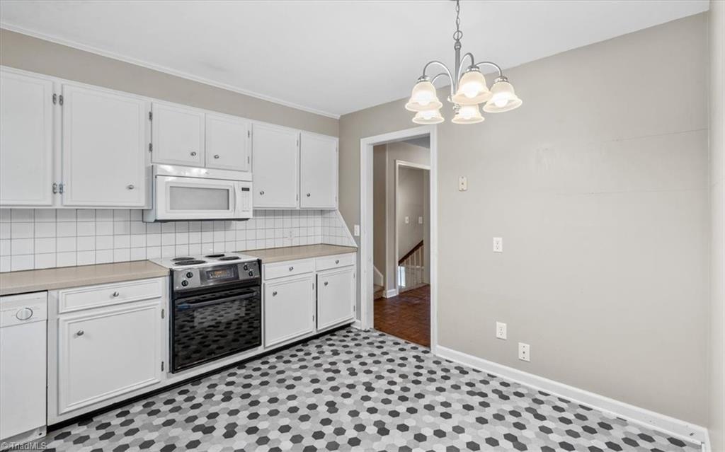 195 Hawthorne Road Mocksville, NC 27028 - Photo 13 of 48 Gallery Image 13