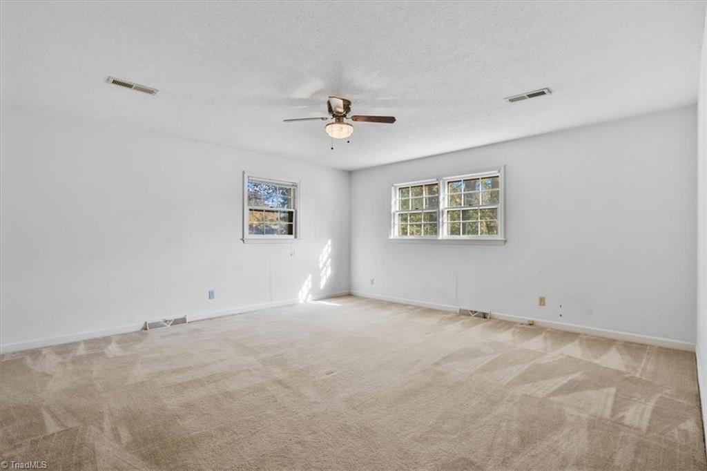 195 Hawthorne Road Mocksville, NC 27028 - Photo 22 of 48 Gallery Image 22