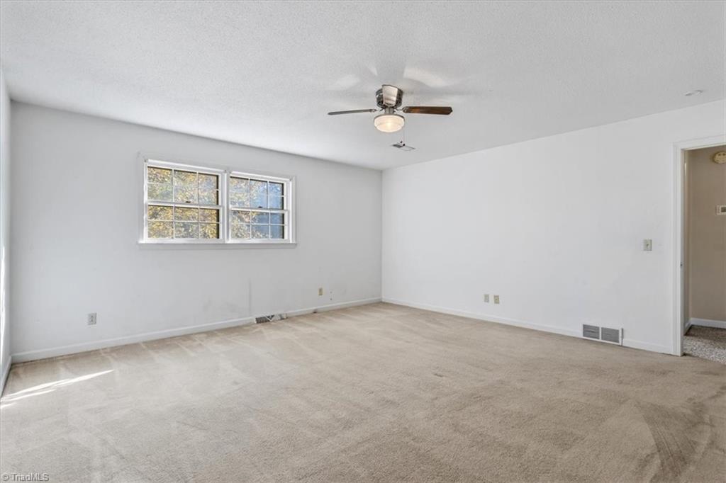 195 Hawthorne Road Mocksville, NC 27028 - Photo 23 of 48 Gallery Image 23