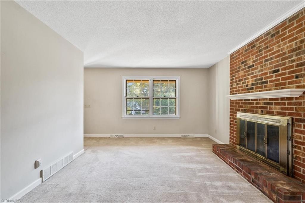 195 Hawthorne Road Mocksville, NC 27028 - Photo 9 of 48 Gallery Image 9