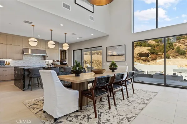 $2,499,000 | 9522 Andora Avenue, Chatsworth, CA 91311