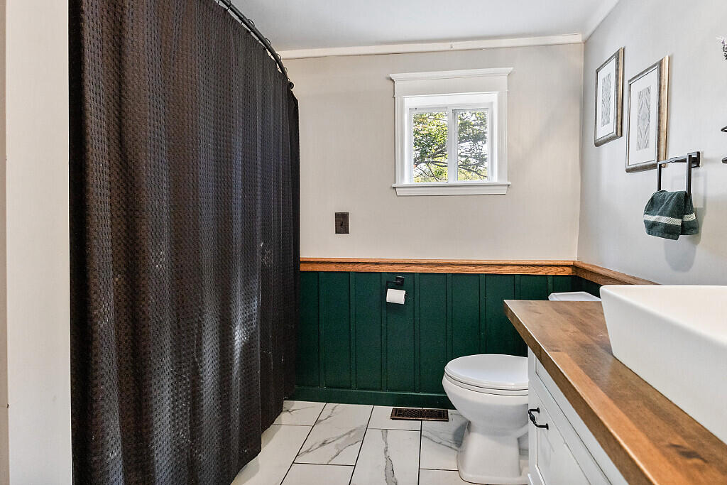 265 Phillips Corner Road Pittsfield, ME 04967 - Photo 37 of 46 37_BP5A4373_DxO_mls