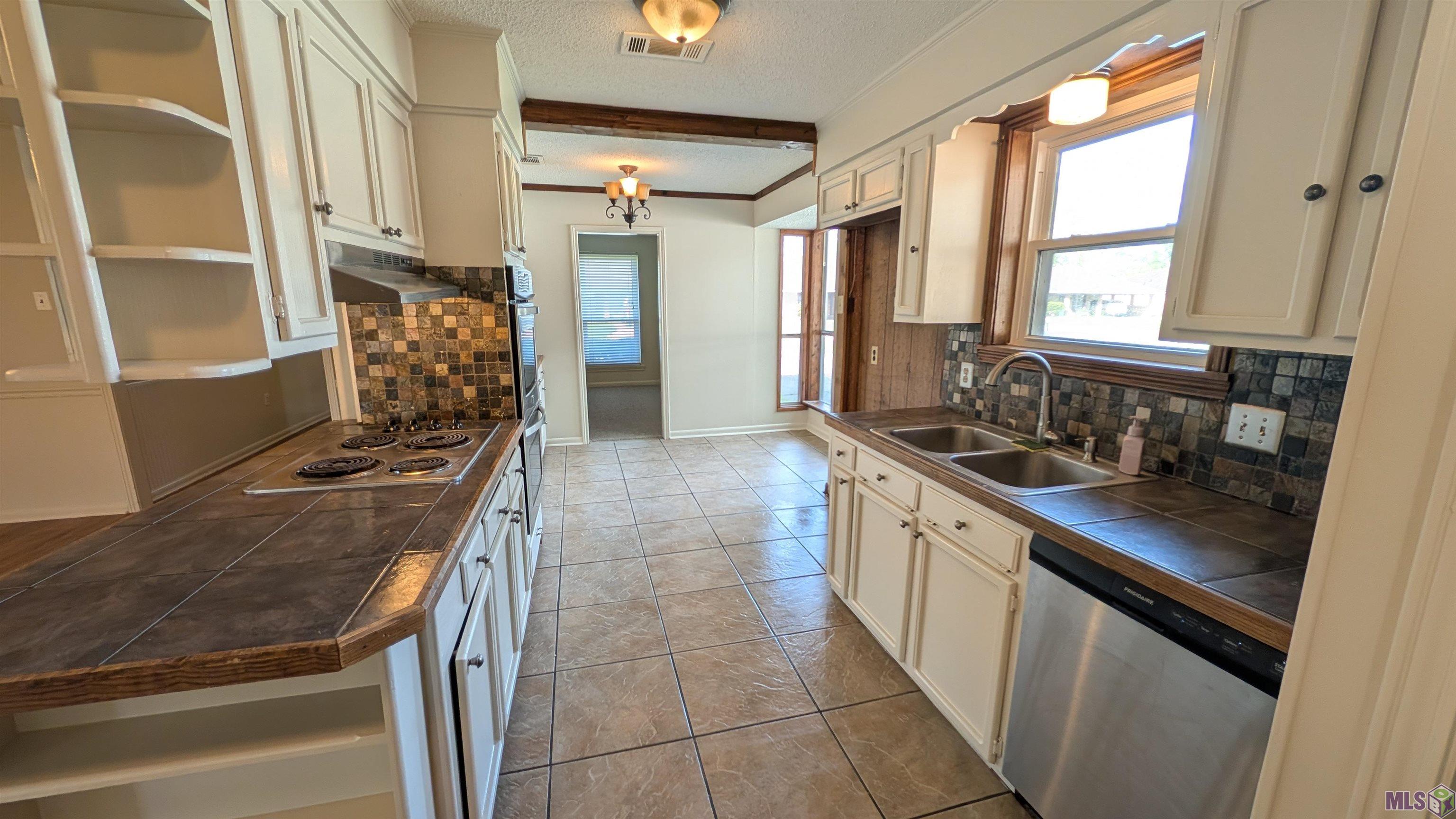 13702 Calcasieu Avenue Baton Rouge, LA 70818 - Photo 4 of 16