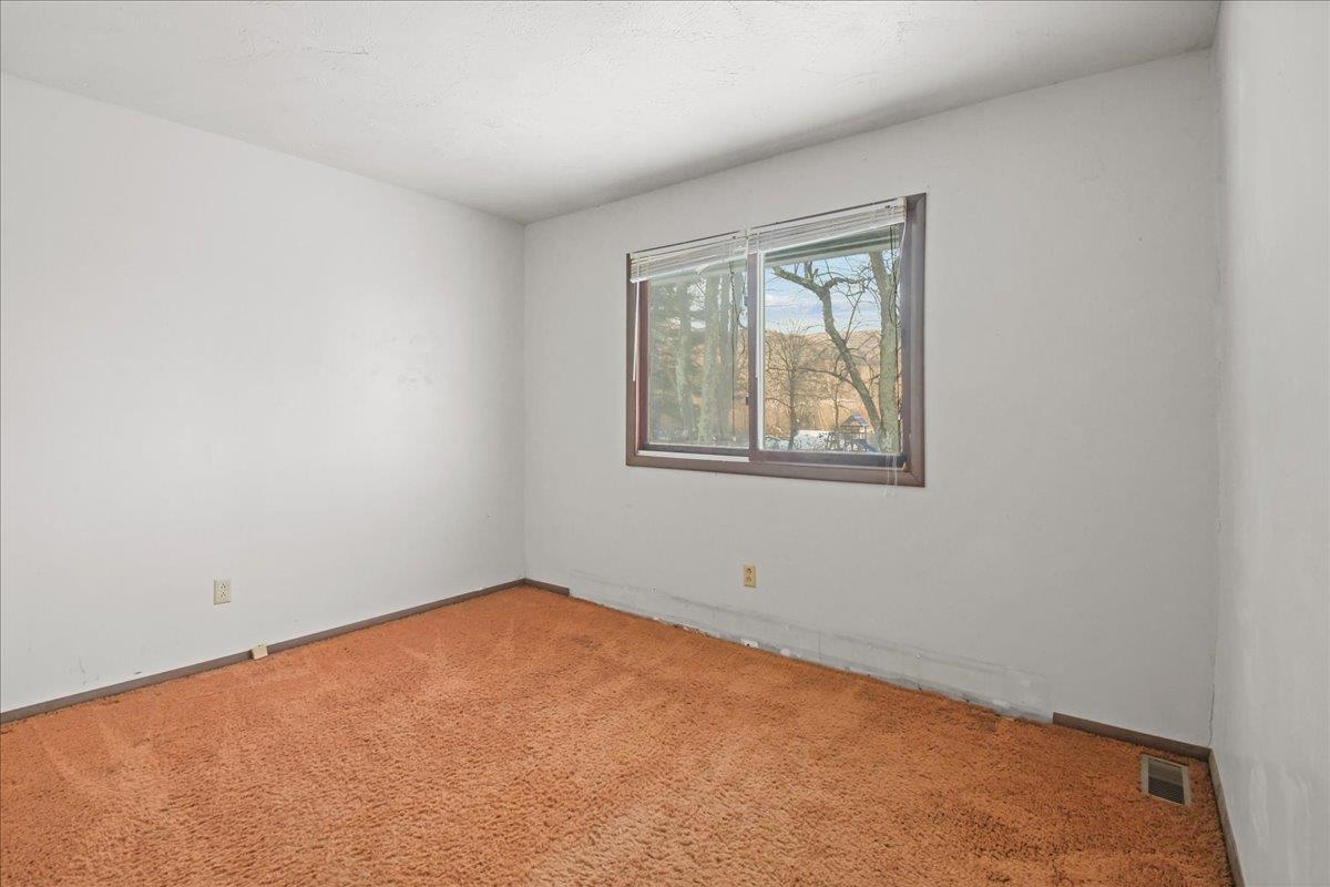 30 Rocque Drive Huntington, VT 05462 - Photo 8 of 33 Gallery Image 8