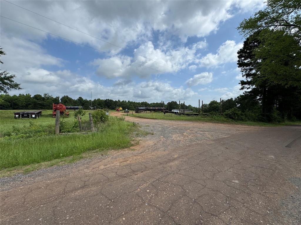 7262 County Road Carthage, TX 75633 - Photo 20 of 39