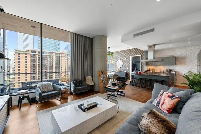 $9,000 | 210 Lavaca Street, Unit 1911, Austin, TX 78701