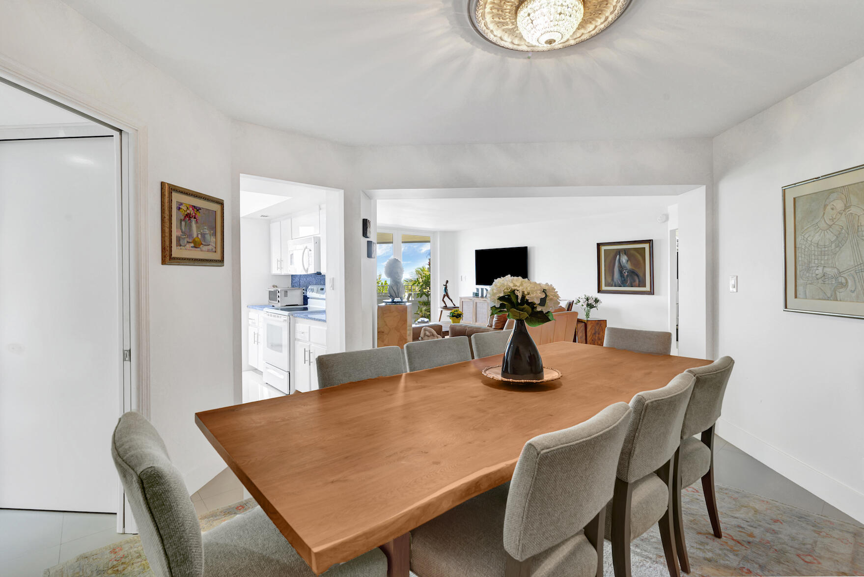 550 South Ocean Boulevard, Unit 403 Boca Raton, FL 33432 - Photo 13 of 37 Dining Room