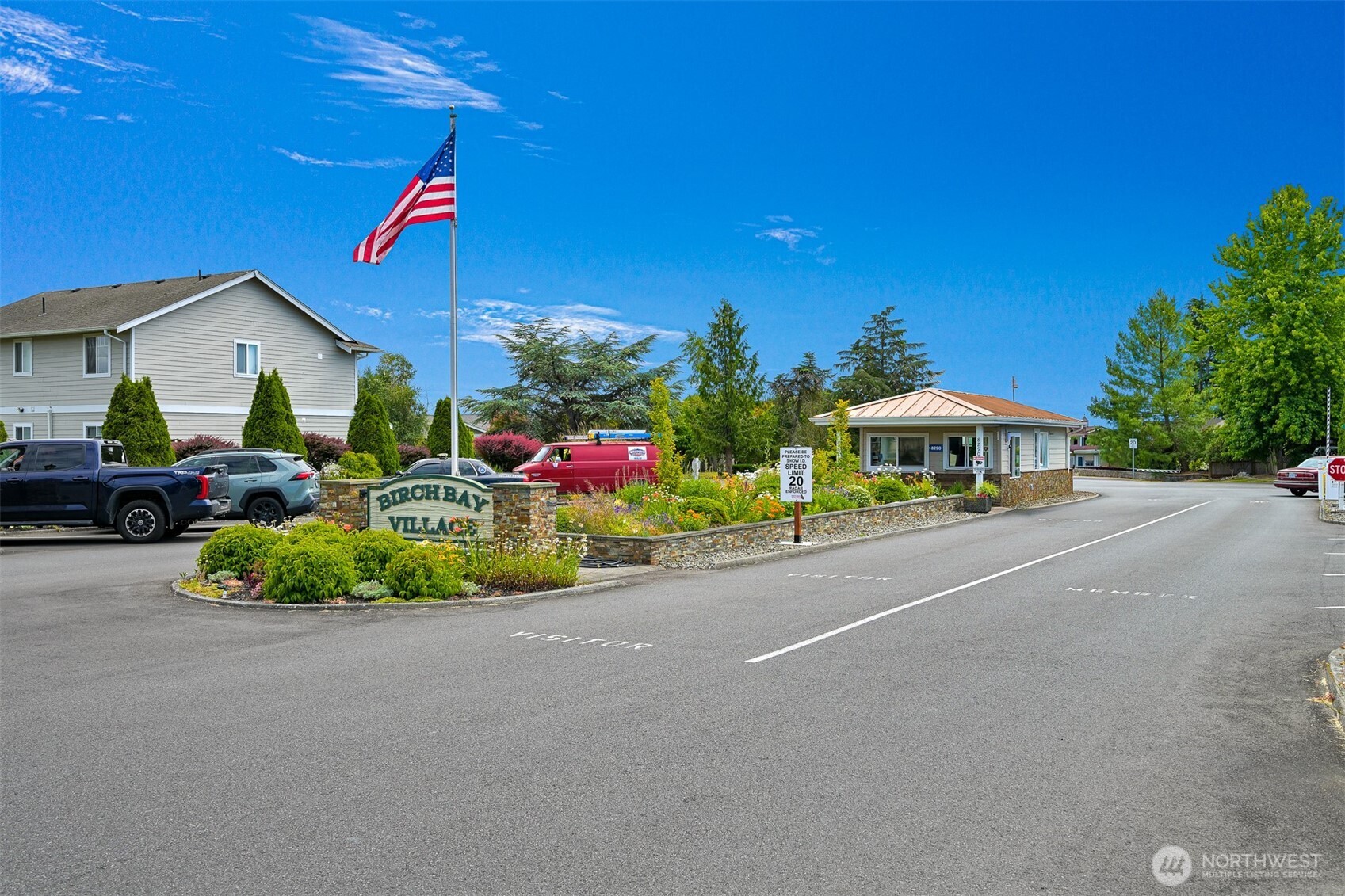 8181 Chehalis Road Birch Bay, WA 98230 - Photo 3 of 40