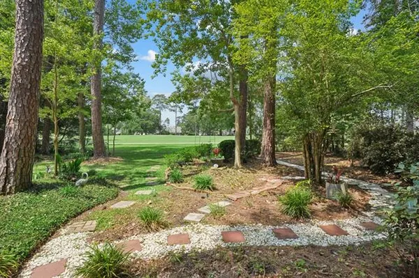$725,000 | 208 Evangeline Drive, Mandeville, LA 70471