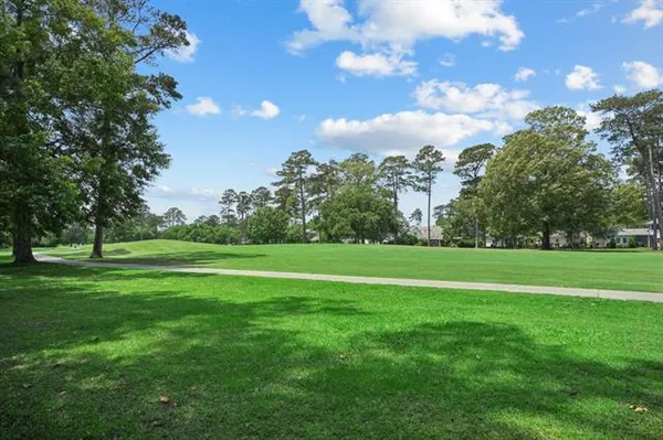 $725,000 | 208 Evangeline Drive, Mandeville, LA 70471