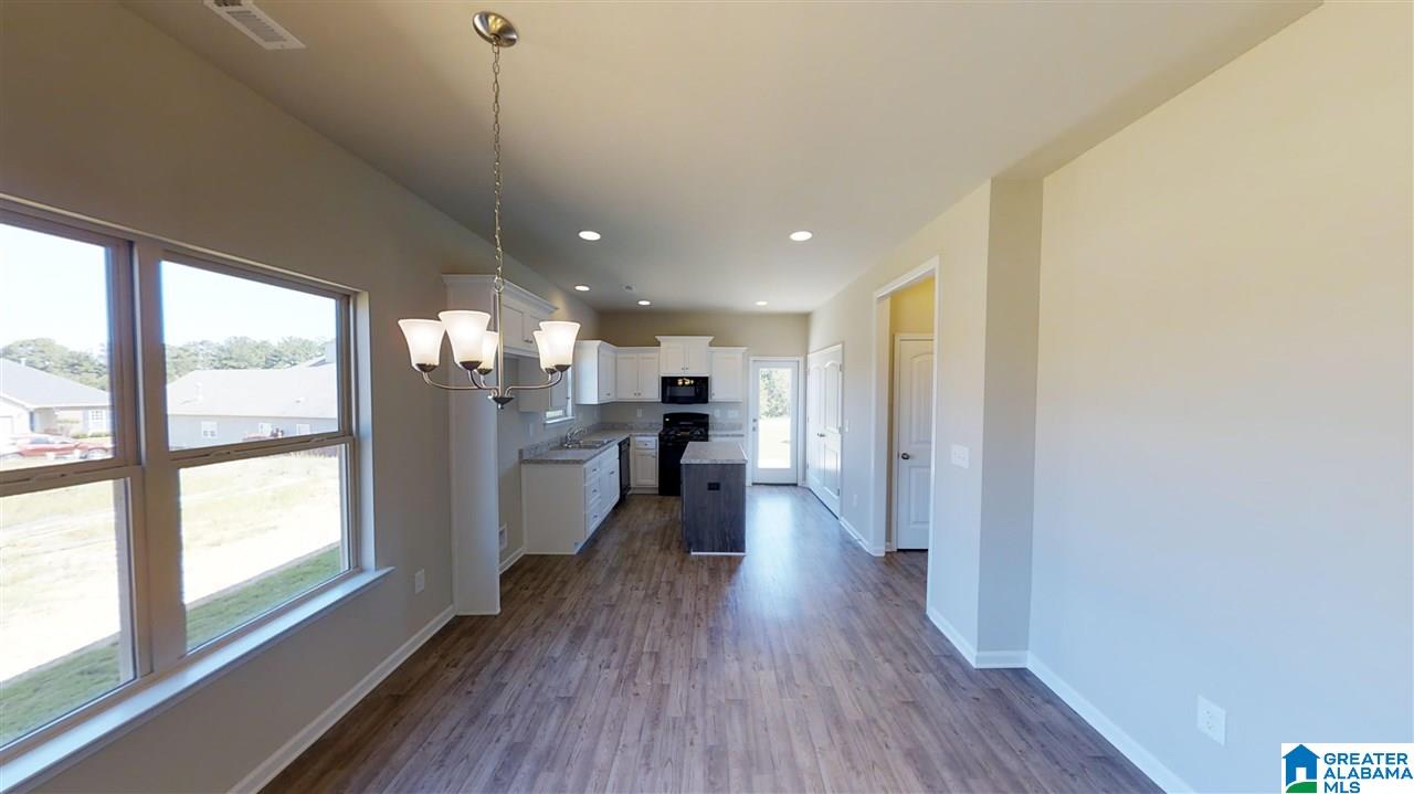 2015 Springfield Drive Chelsea, AL 35043 - Photo 4 of 12