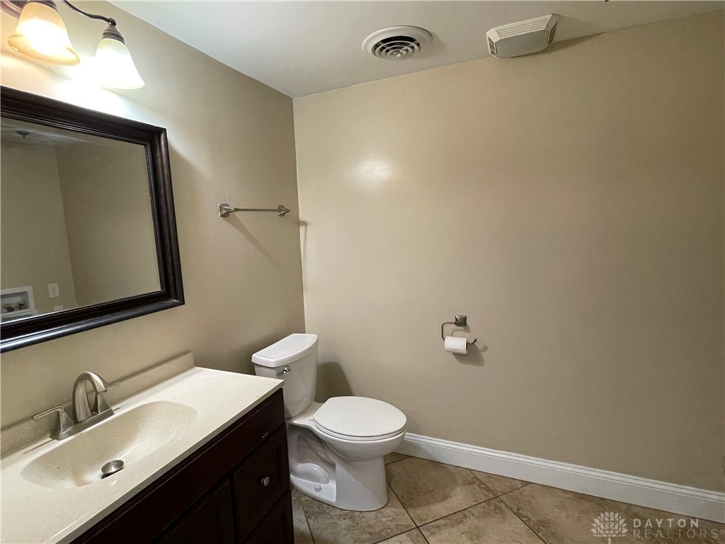 5270 Marshall Road Centerville, OH 45429 - Photo 12 of 28
