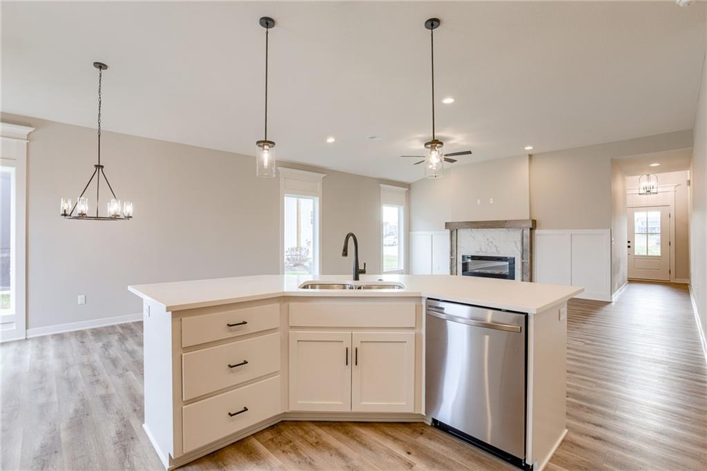 19716 West 196th St Spring Hill Spring Hill, KS 66083 - Photo 7 of 16