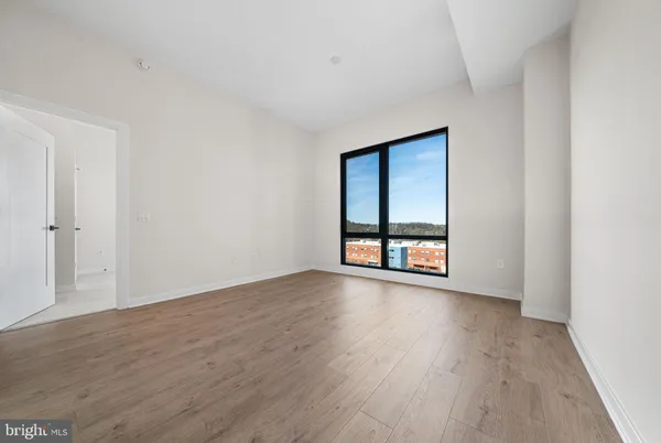 $4,500 | 255 West Falls Station Boulevard, Unit 704, Falls Church, VA 22043